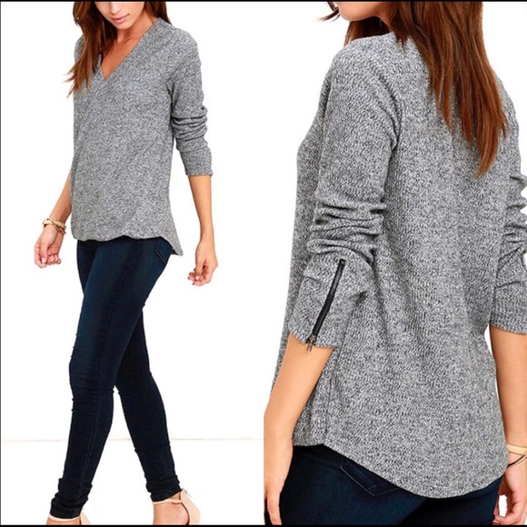 Olive & Oak Tops - Olive & Oak crossover faux wrap sz LRG